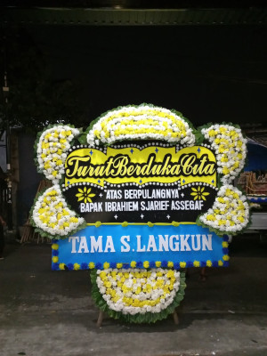 Papan Bunga Duka di Panyabungan Timur